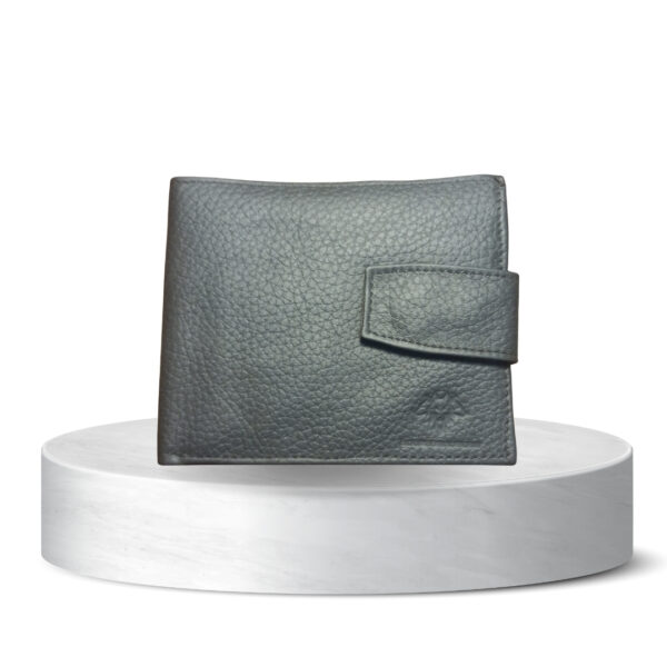Classic Bifold Leather Wallet - Image 4